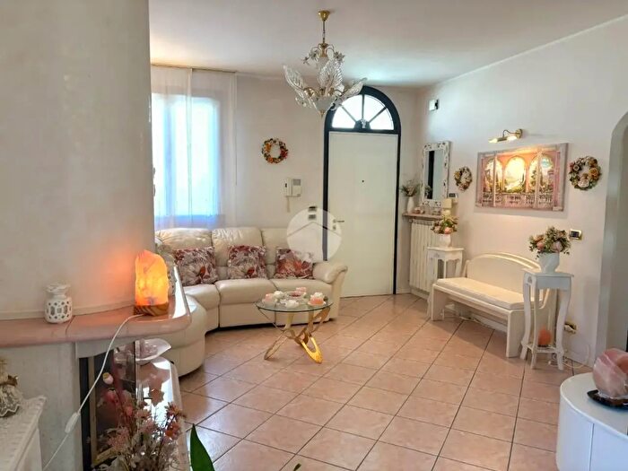 Appartamento quadrilocale in vendita in Via Motta, Venezia