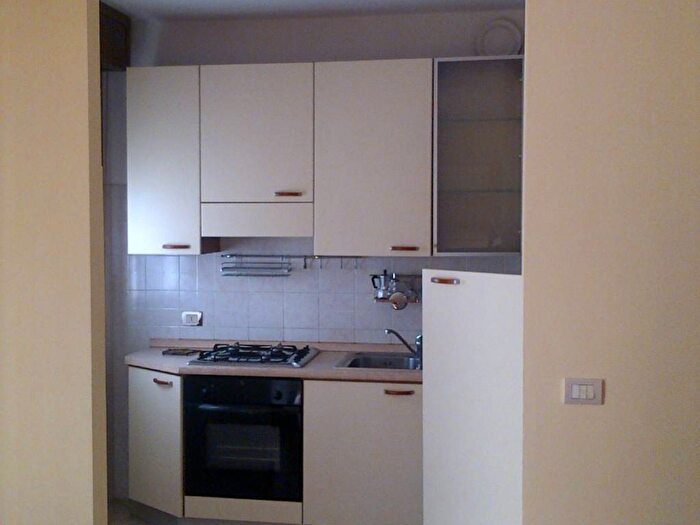 Appartamento trilocale in affitto in Via Martiri della Libertà, Cerese, Borgo Virgilio