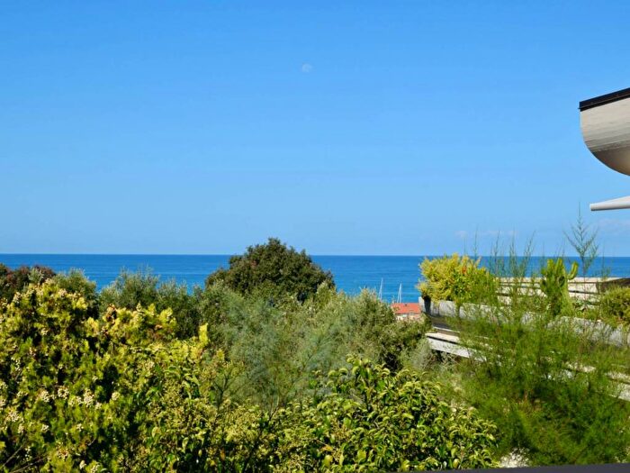 Appartamento trilocale in vendita in Via Santa Caterina da Siena, Centro, San Vincenzo