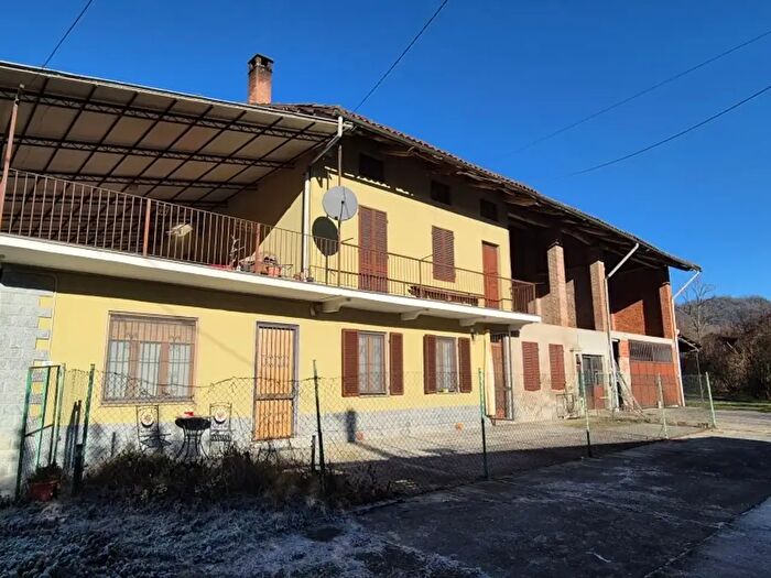 Casa con 9 locali in vendita in Via Ritana, San Sebastiano Da Po