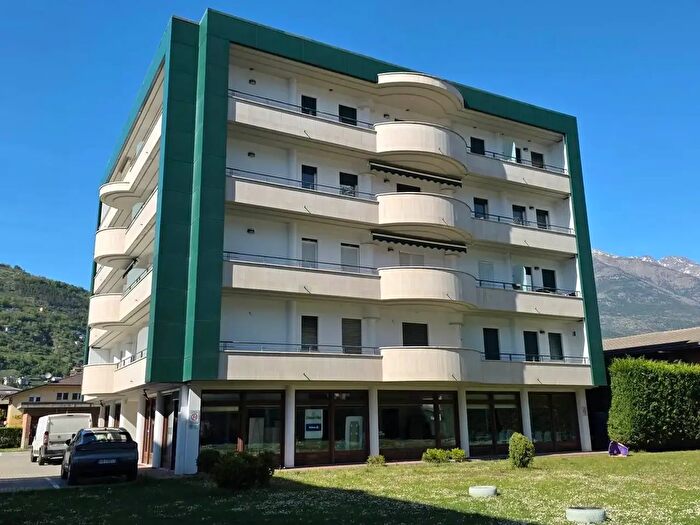 Appartamento bilocale in vendita in Corso Lancieri, Aosta