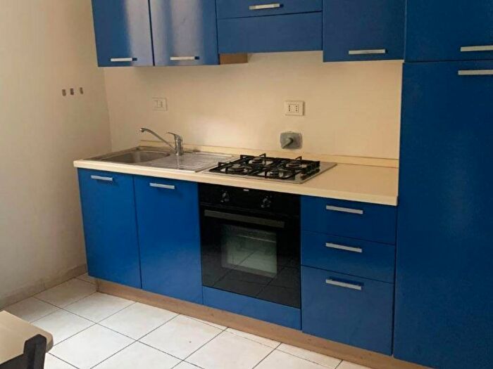 Appartamento trilocale in affitto in Via Caraglio, Centro Storico, Cuneo