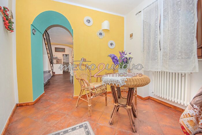 Appartamento quadrilocale in vendita in Via San Martino, Itri