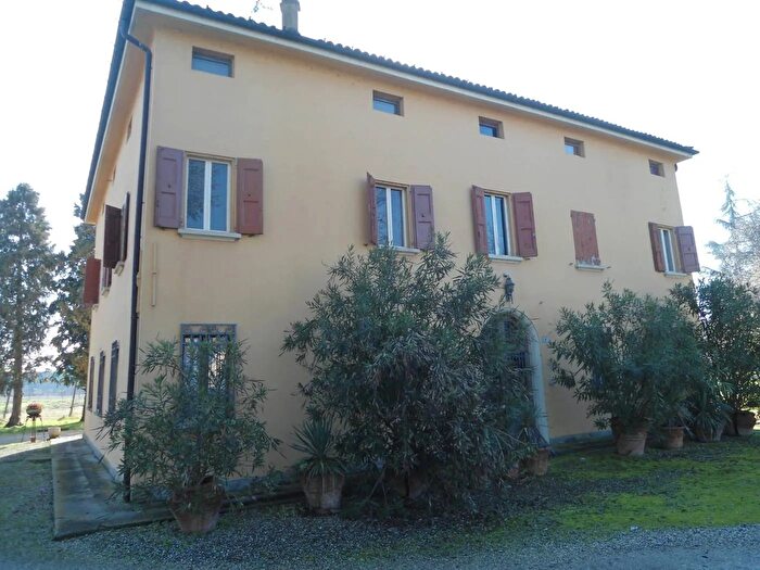 Casa con 14 locali in vendita in Via Provinciale Inferiore Molinella Bologna, Molinella