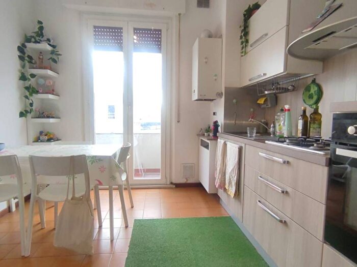 Appartamento trilocale in affitto in Torrette, Ancona