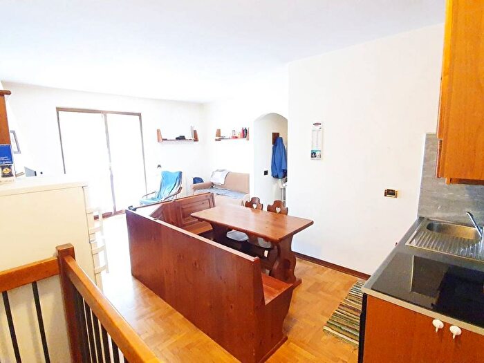 Appartamento bilocale in affitto in Via Magnolta, Aprica