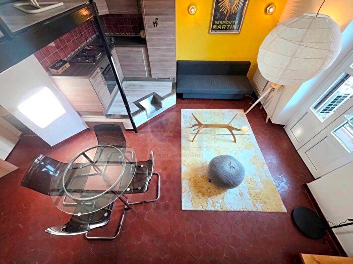 Appartamento monolocale in affitto in Alzaia Naviglio Grande, Navigli Darsena, Milano