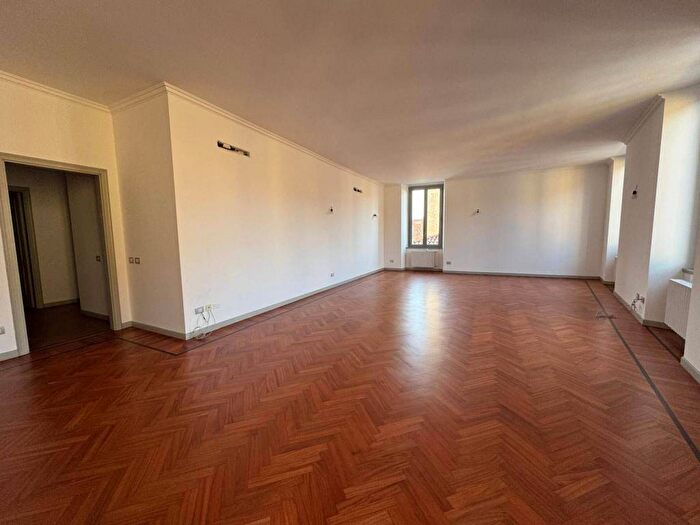 Appartamento quadrilocale in affitto in Via Venti Settembre, Centro, Bergamo