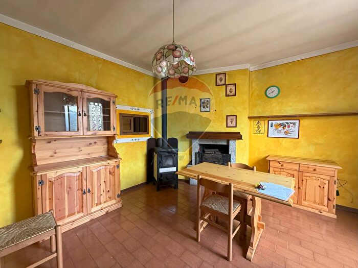 Appartamento trilocale in vendita in Via del Forcellino, Tavernole Sul Mella