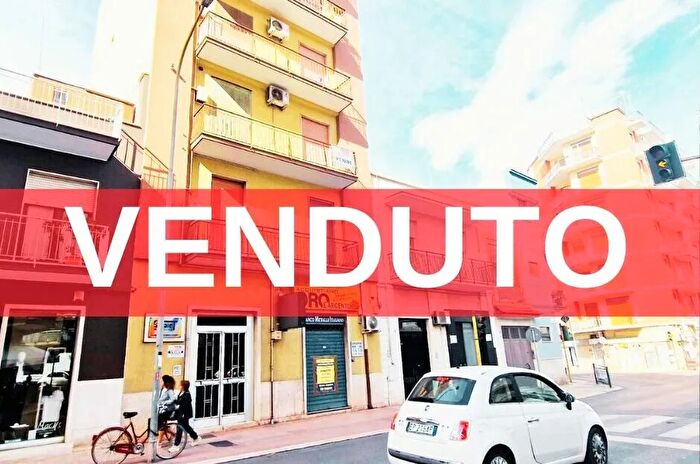 Appartamento trilocale in vendita in Viale Istria Andria Andria Zona Centro Zona Ospedale, Andria