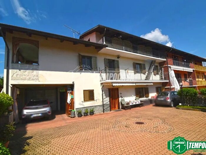 Casa con 5 locali in vendita in Borgata Perrero, Barbania