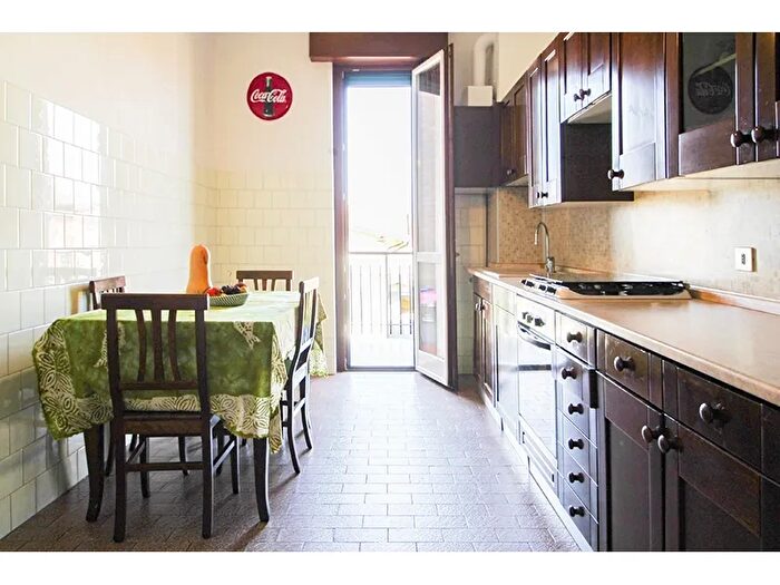 Appartamento trilocale in vendita in Venegono Inferiore