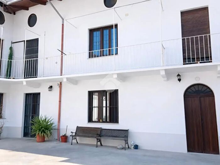 Casa trilocale in vendita in Via Megliassoni, San Francesco Al Campo