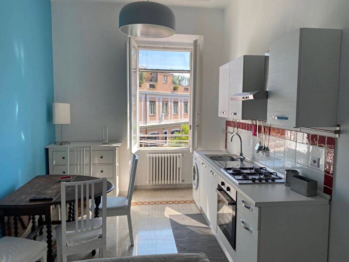 Appartamento bilocale in affitto in Via Labicana, Colle Oppio, Roma