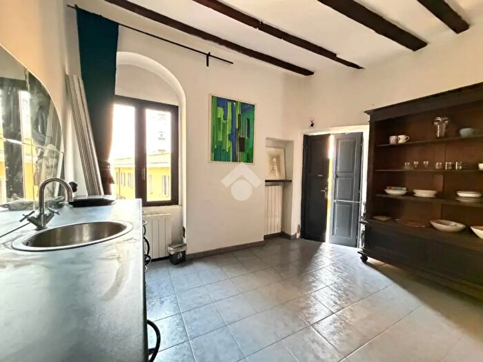 Appartamento bilocale in vendita in Via Passo Buole, Milano