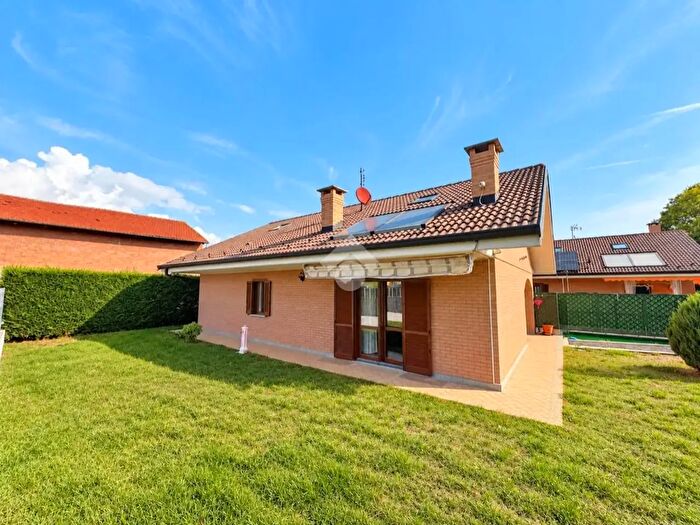 Casa con 6 locali in vendita in Via Alpignano, Val Della Torre
