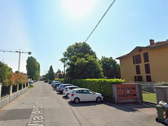 Appartamento bilocale in affitto in Via Aurelio Saffi, Abbiategrasso