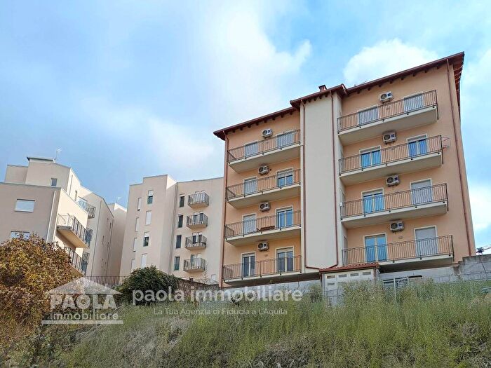 Appartamento trilocale in affitto in Via Arco Santa Croce, Duomo Fontana Luminosa, LAquila