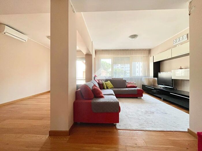 Appartamento trilocale in vendita in Via Pievaiola, Perugia