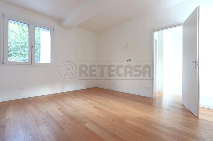 Casa in vendita in Via Legione Antonini, Vicenza