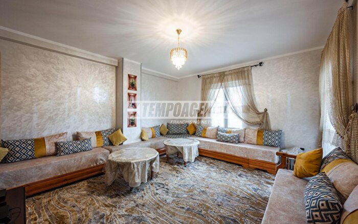 Appartamento trilocale in vendita in Via Campodolio, Serramazzoni