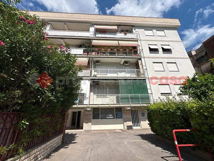 Appartamento trilocale in vendita in Via Bottasso, Terracina