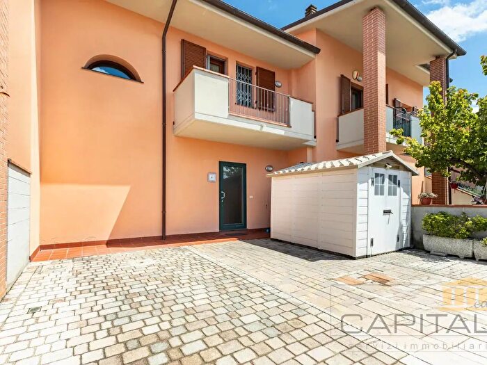 Casa quadrilocale in vendita in a Andrea Palladio, Bientina