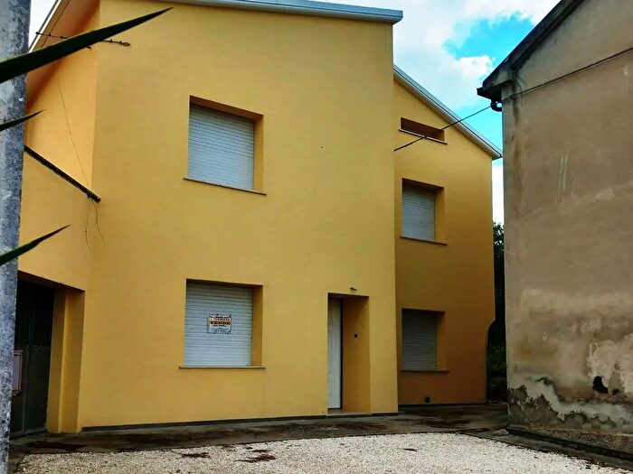 Casa quadrilocale in vendita in Castelfidardo