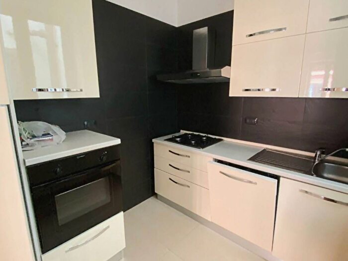 Appartamento quadrilocale in affitto in Centro Storico, Parma