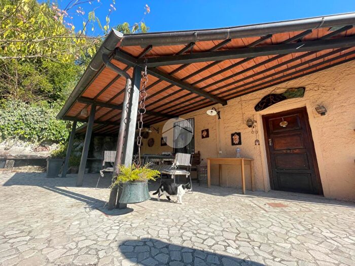 Casa trilocale in vendita in Strada del Traversone, Terni