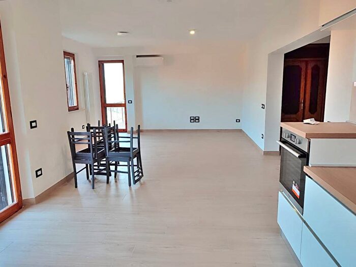 Appartamento con 5 locali in affitto in Strada di Boneggio, San Martino in Colle SantEnea, Perugia