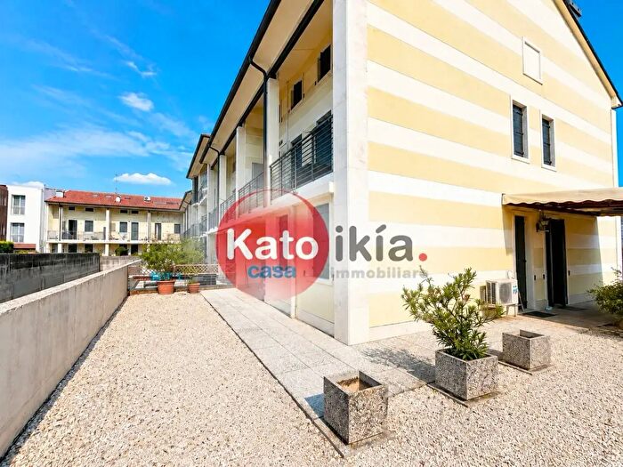 Appartamento trilocale in vendita in Via Ernesto Monico, Altavilla Vicentina