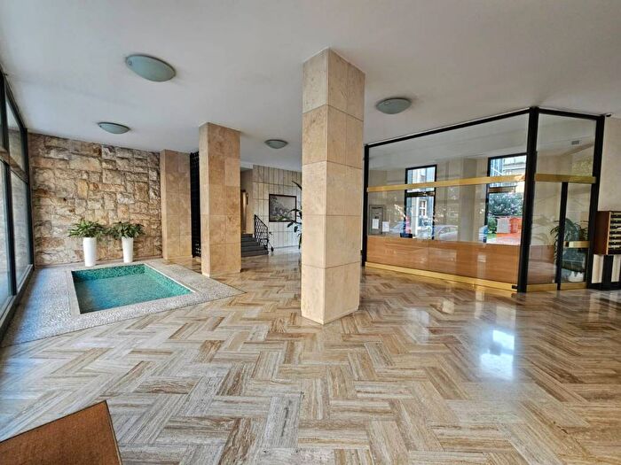 Appartamento quadrilocale in affitto in Via Giacomo Griziotti, Pagano, Milano