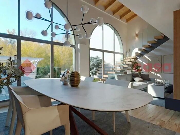 Casa con 5 locali in vendita in Via Marchefave Snc, Lendinara