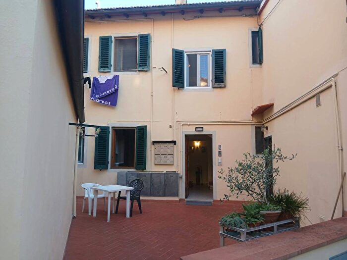 Appartamento bilocale in vendita in Via della Torre, Molino Del Piano, Pontassieve