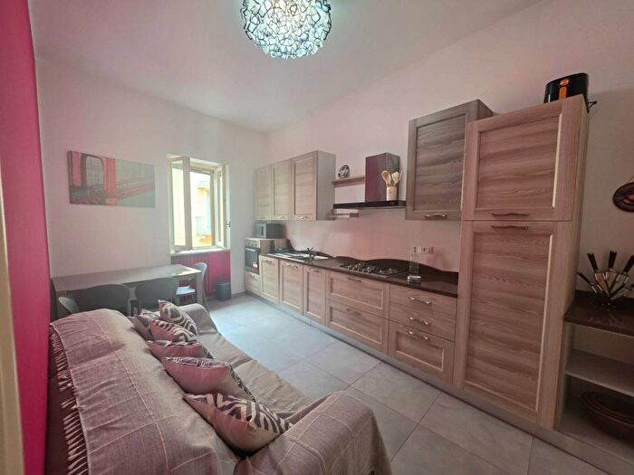 Appartamento trilocale in affitto in Via Principi di Piemonte, Centro, Bra