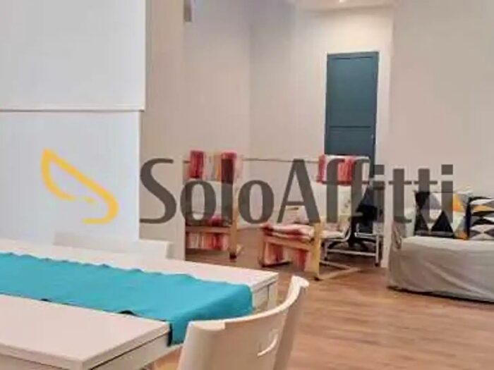 Appartamento trilocale in affitto in Via Salvatore Tomaselli, Catania