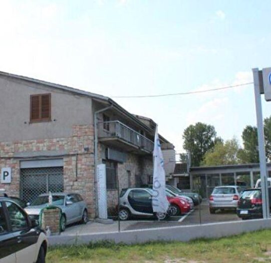 Appartamento quadrilocale in vendita in Rivotorto, Assisi