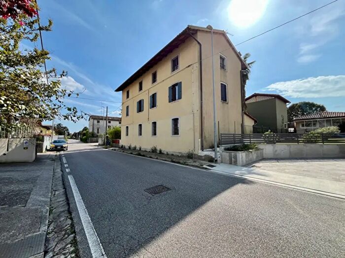 Casa quadrilocale in vendita in Via Colugna, Pagnacco