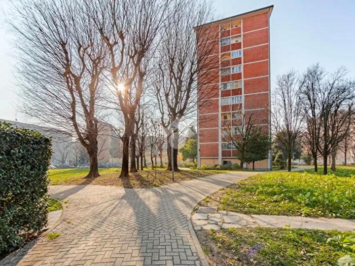 Appartamento bilocale in vendita in Via Demonte, Milano
