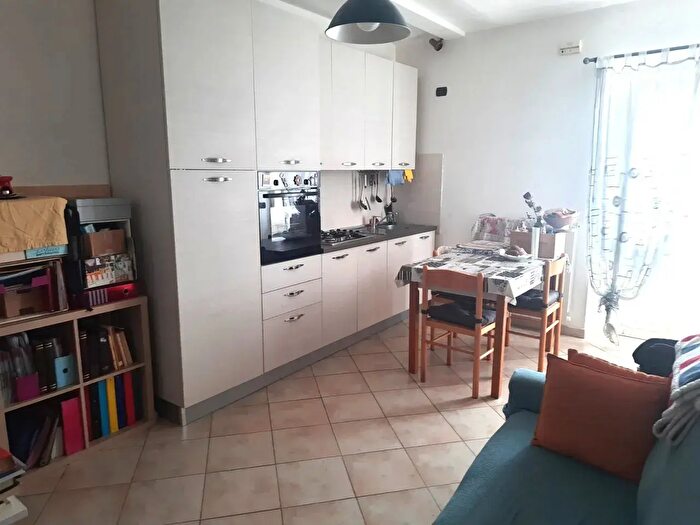 Appartamento bilocale in affitto in Via Vittorio Emanuele, La Morra