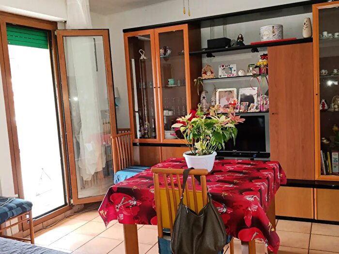 Appartamento trilocale in vendita in Via Giordano Bruno, Ancona