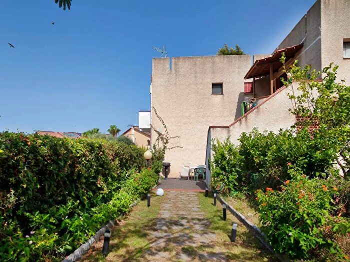 Appartamento trilocale in vendita in Roseto Capo Spulico