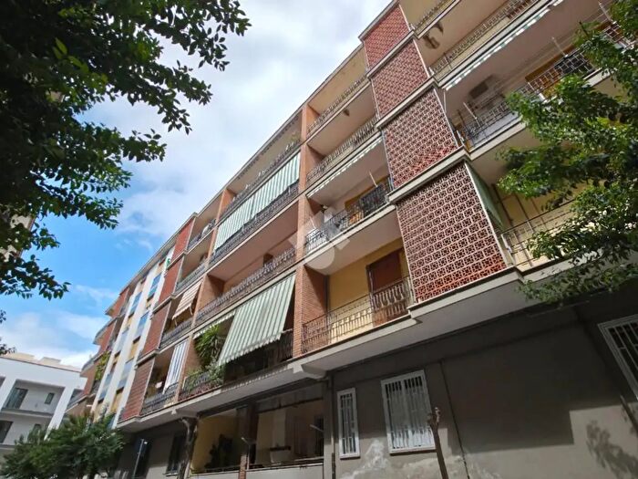 Appartamento con 6 locali in vendita in Traversa Croce San Sossio, Frattamaggiore