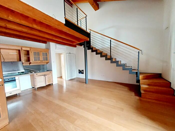 Appartamento con 5 locali in vendita in Asolo