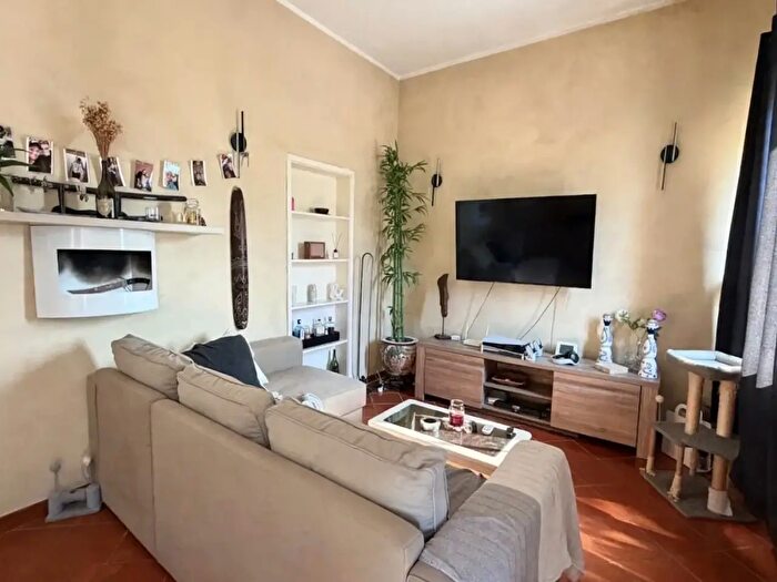 Appartamento con 5 locali in vendita in Via Baraglino, Seravezza