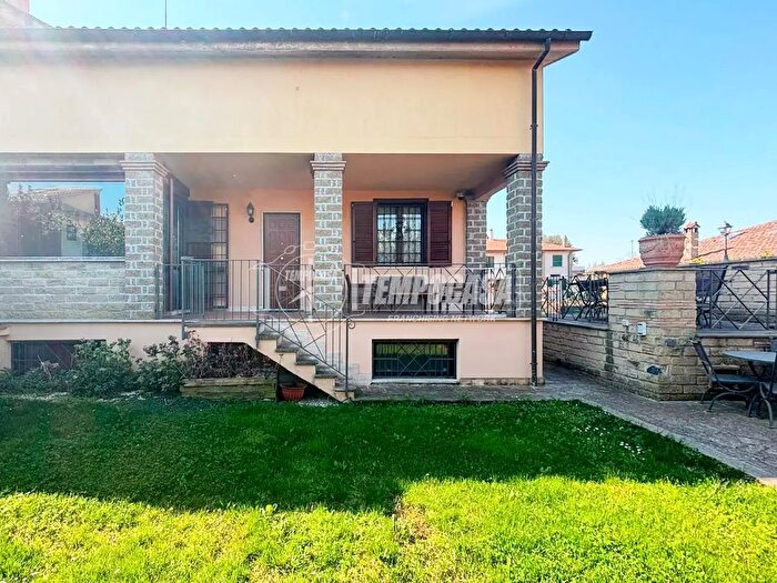 Casa quadrilocale in vendita in Via Richard Wagner, Anguillara Sabazia