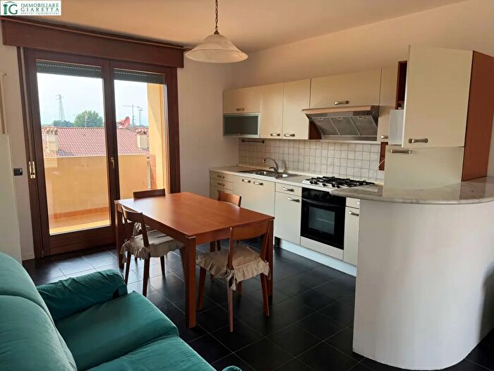 Appartamento trilocale in vendita in Dueville