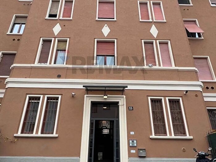 Appartamento monolocale in affitto in Via Democrito, Milano