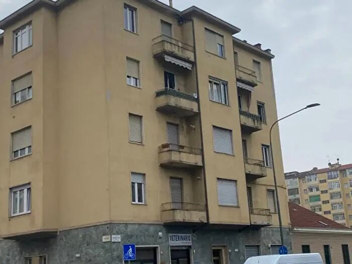 Appartamento bilocale in affitto in Via Giordano Bruno, Torino